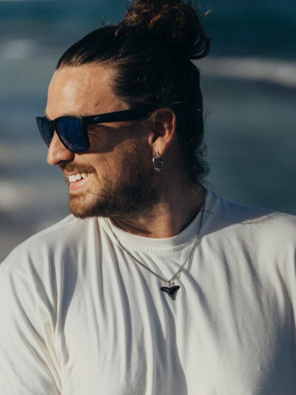 shark_tooth_necklace_3