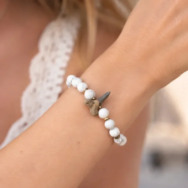 Fossil shark tooth bracelet with howlite gemstones