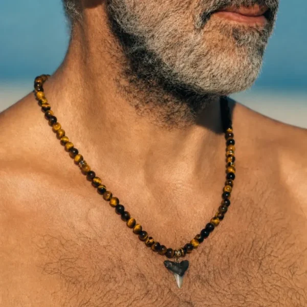 shark-necklace-men